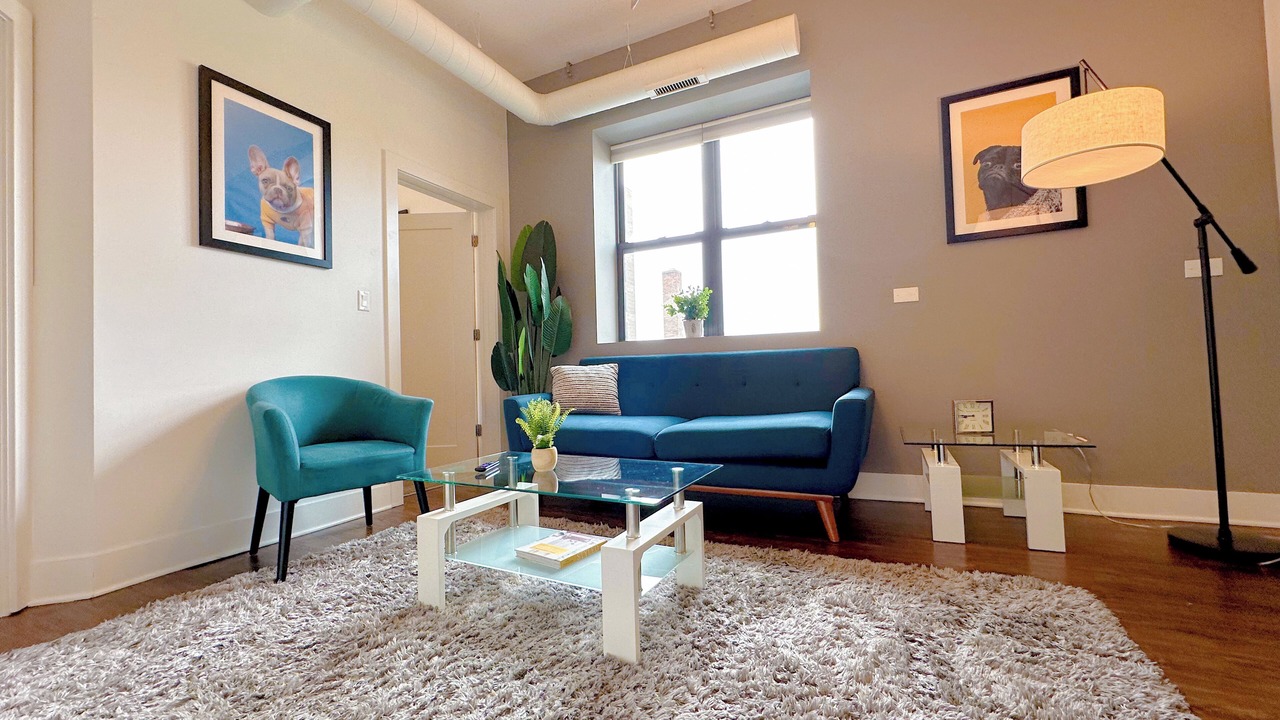 Photo of Livingroom in Near South Side