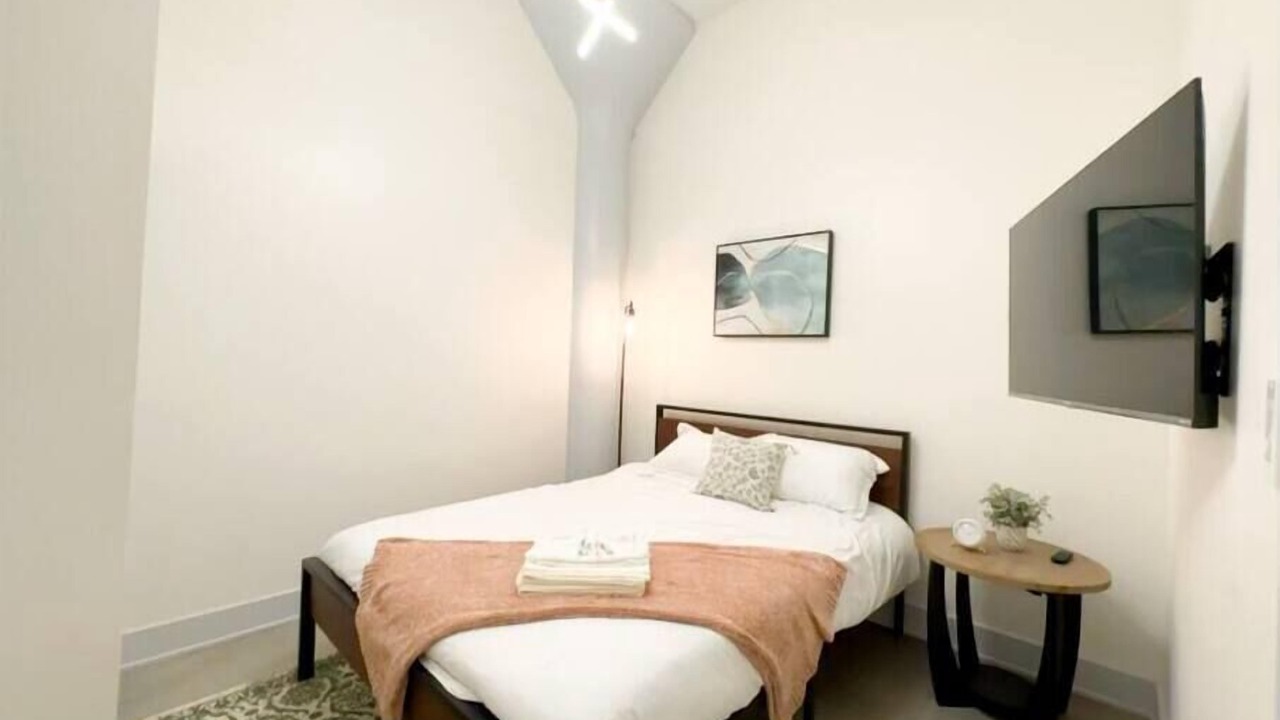 Photo of Bedroom in Near South Side