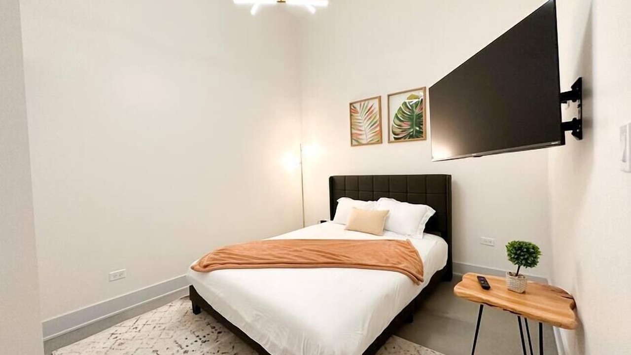 Photo of Bedroom in Near South Side