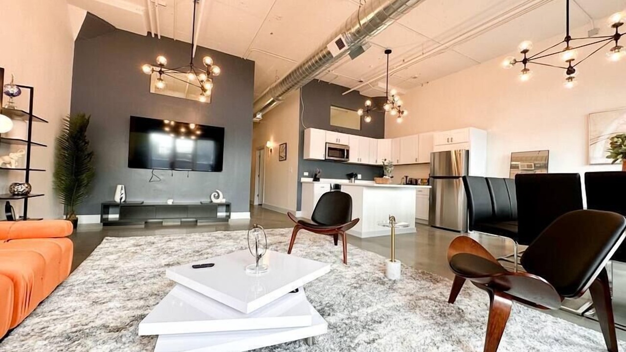 Photo of Livingroom in Near South Side