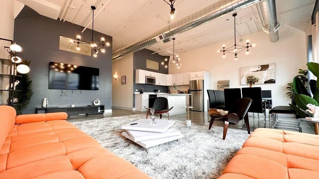 Photo of Livingroom in Near South Side