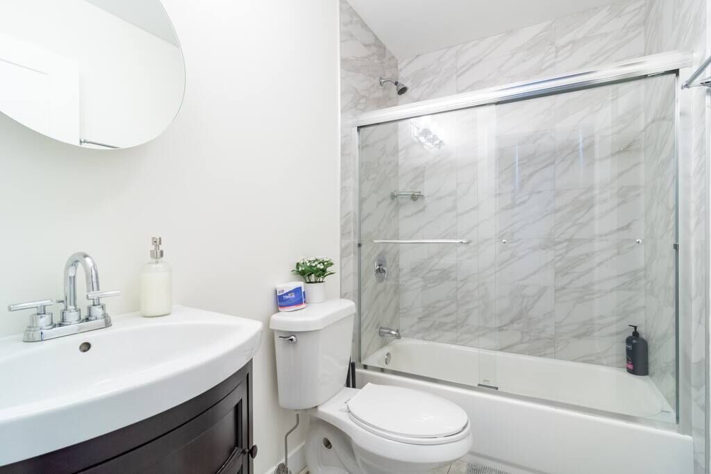 Photo of Bathroom in Near South Side