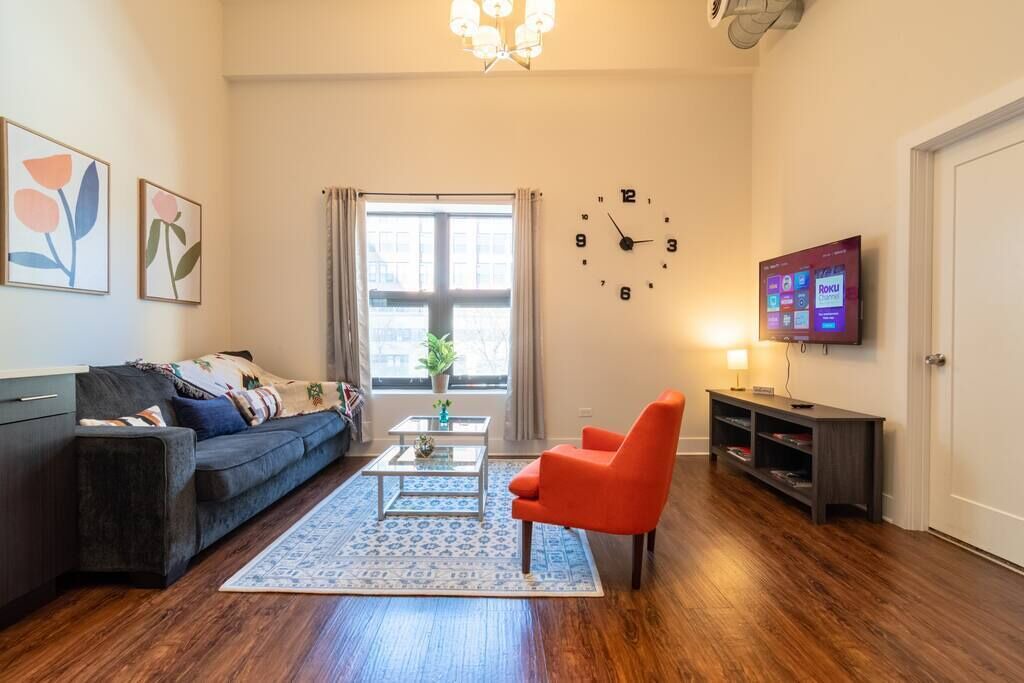 Photo of Livingroom in Near South Side