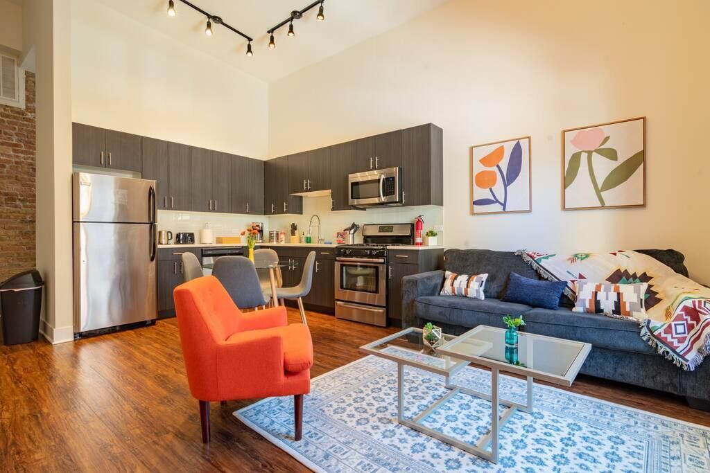 Photo of Livingroom in Near South Side