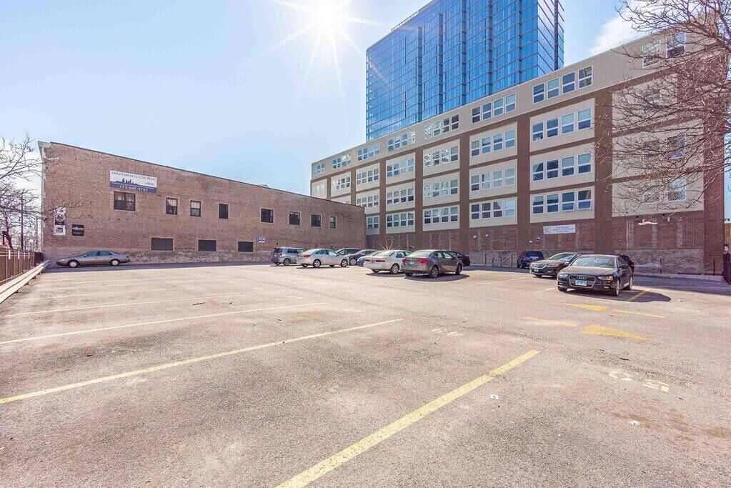 Photo of Outdoor in Near South Side