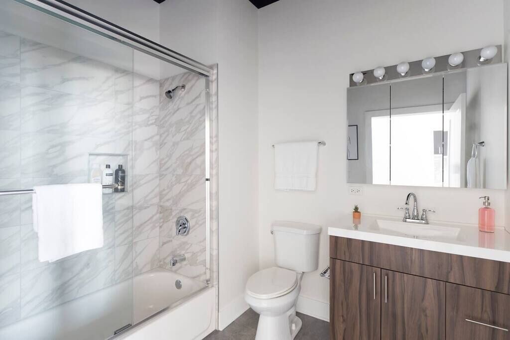 Photo of Bathroom in Near South Side