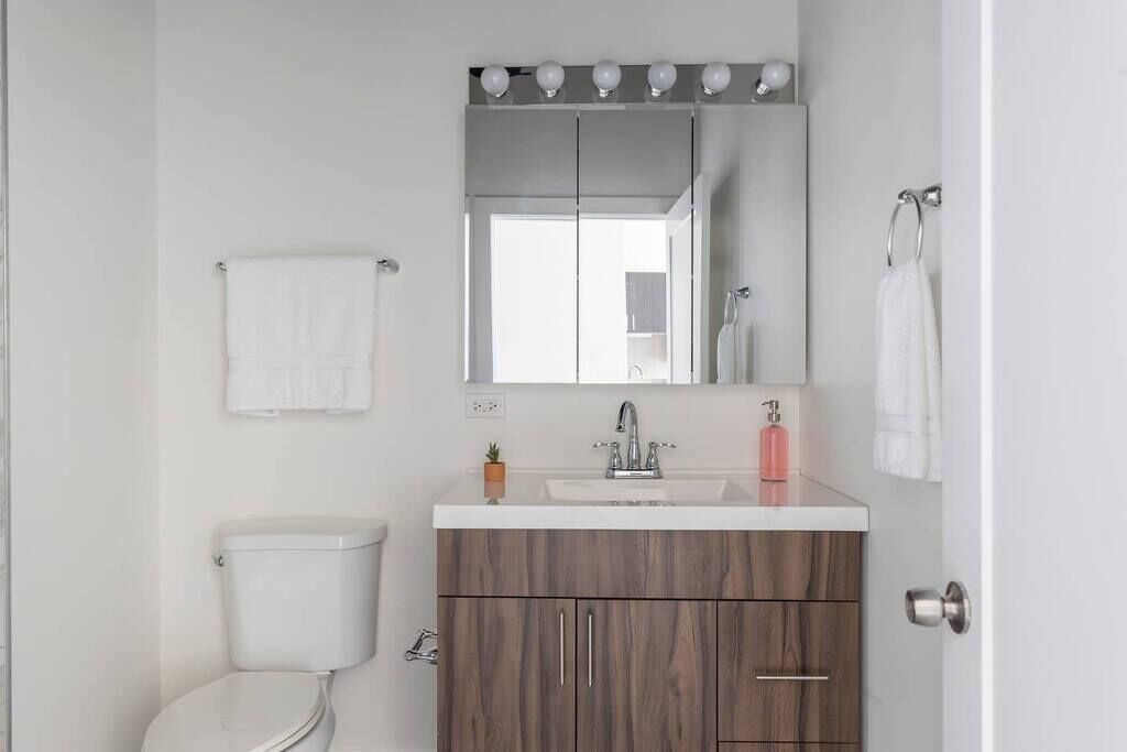 Photo of Bathroom in Near South Side