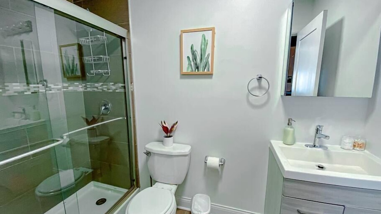 Photo of Bathroom in Near South Side
