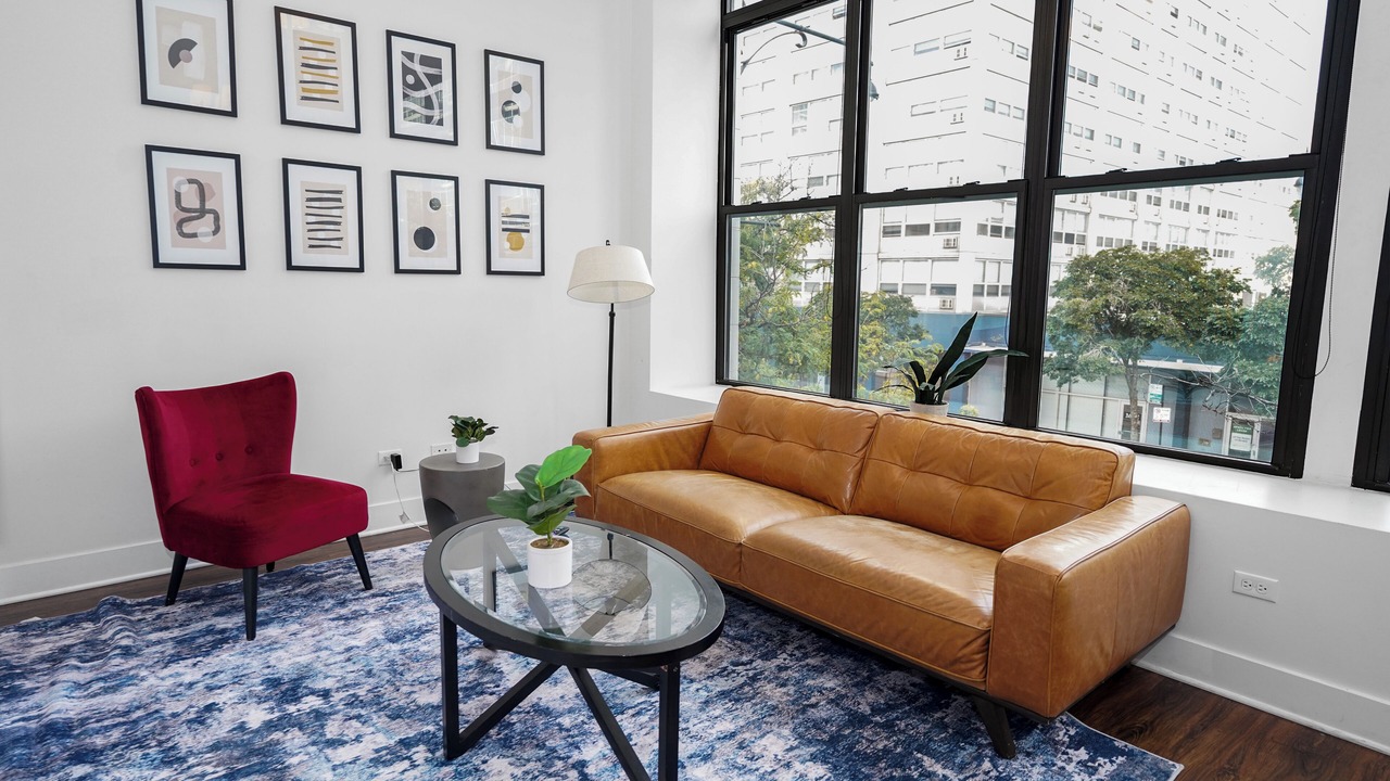 Photo of Livingroom in Near South Side