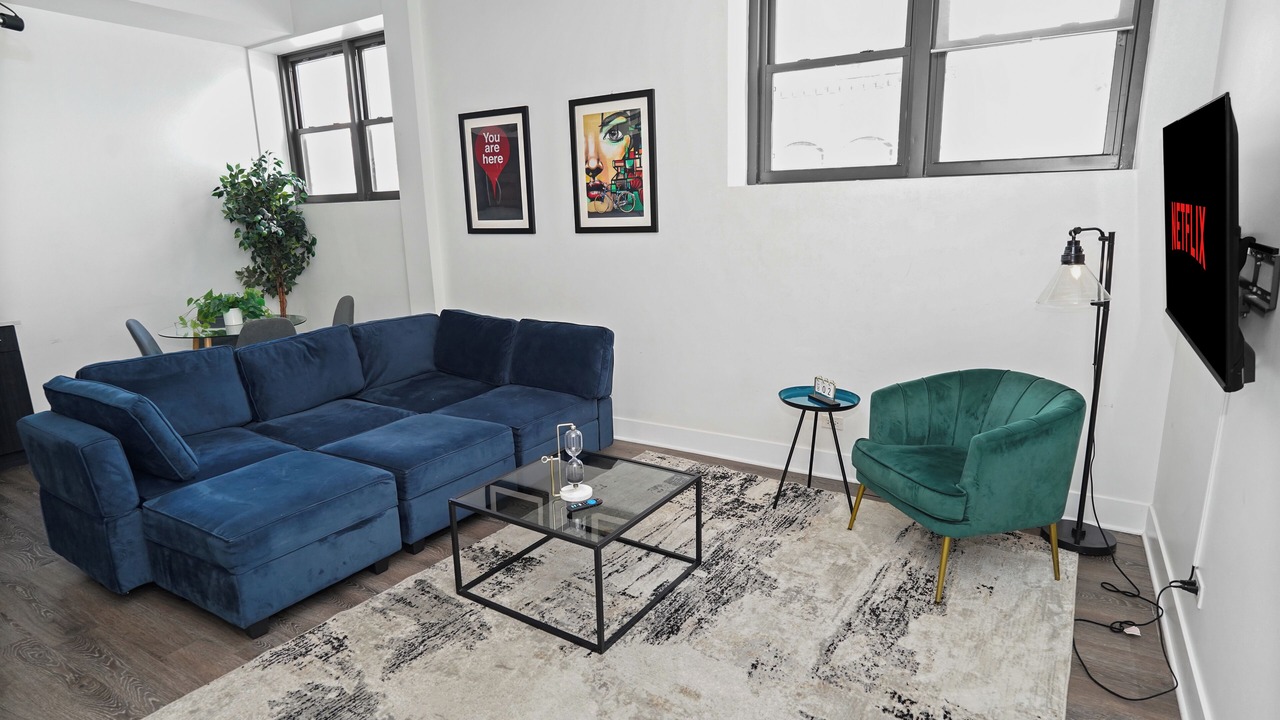 Photo of Livingroom in Near South Side