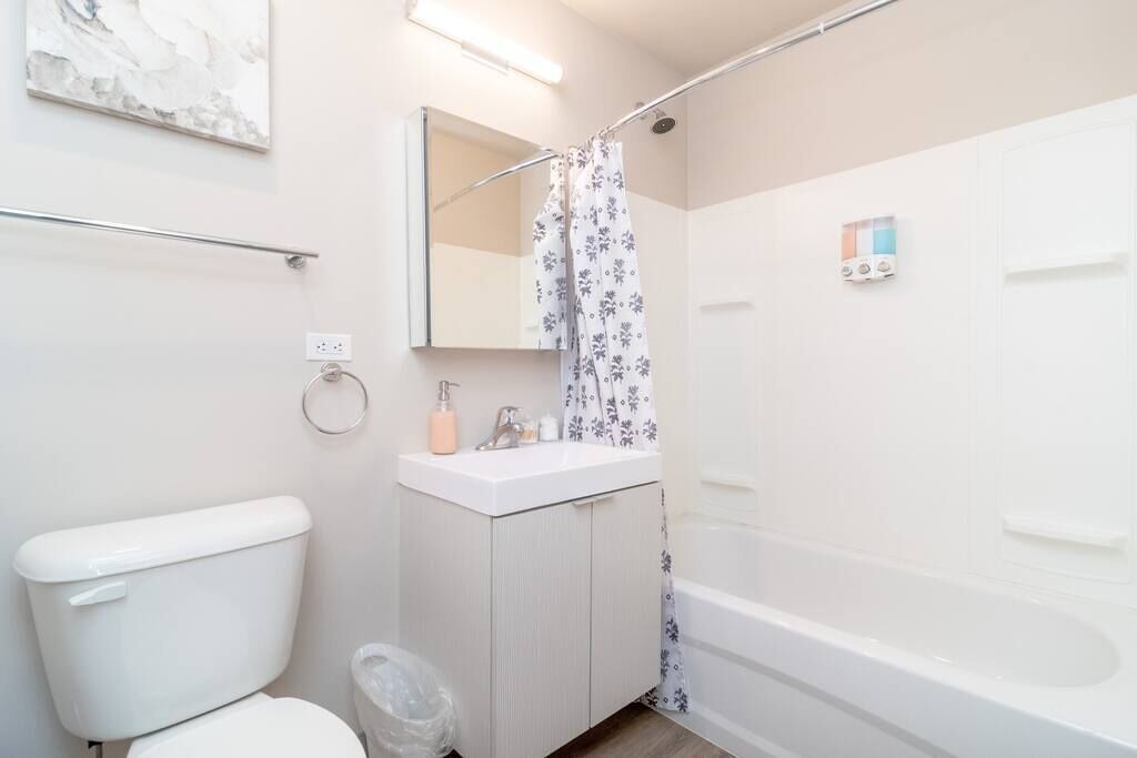 Photo of Bathroom in Near South Side