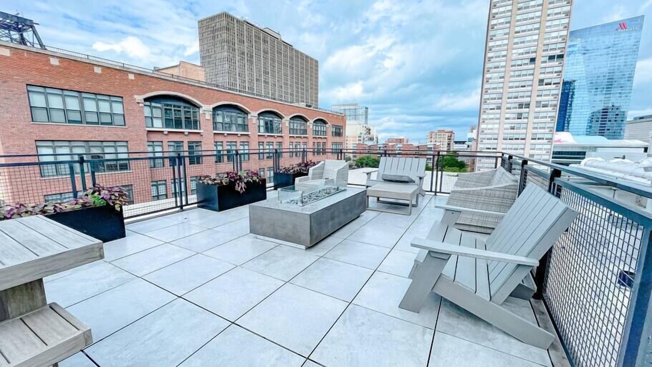Photo of Patio Balcony in Near South Side