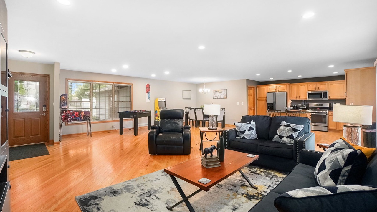 Photo of Livingroom in Elk Grove Village