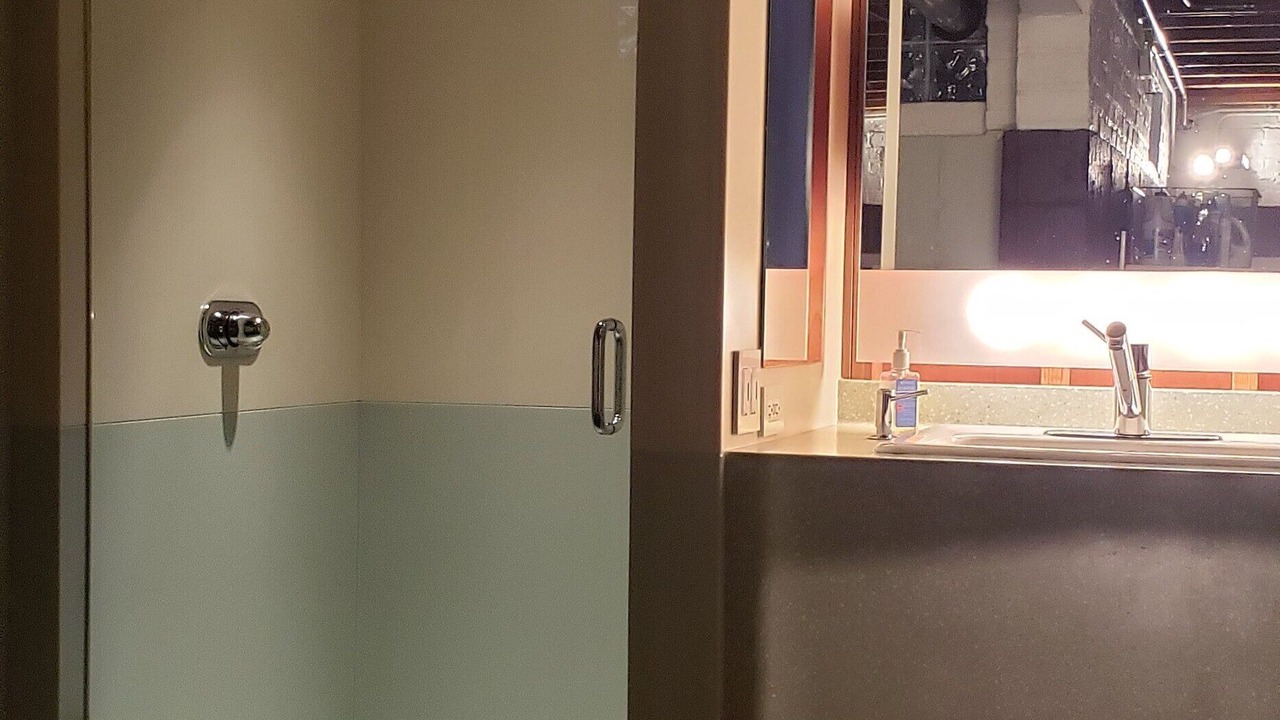 Photo of Bathroom in Skokie