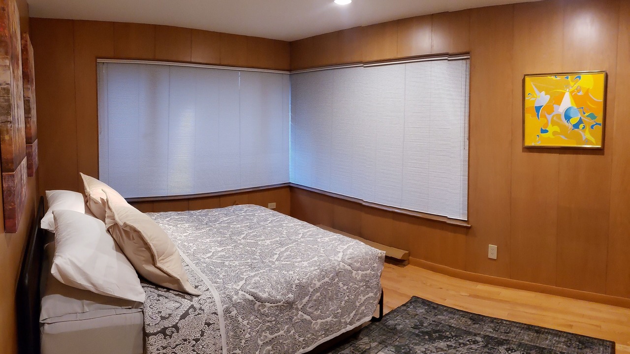 Photo of Bedroom in Skokie