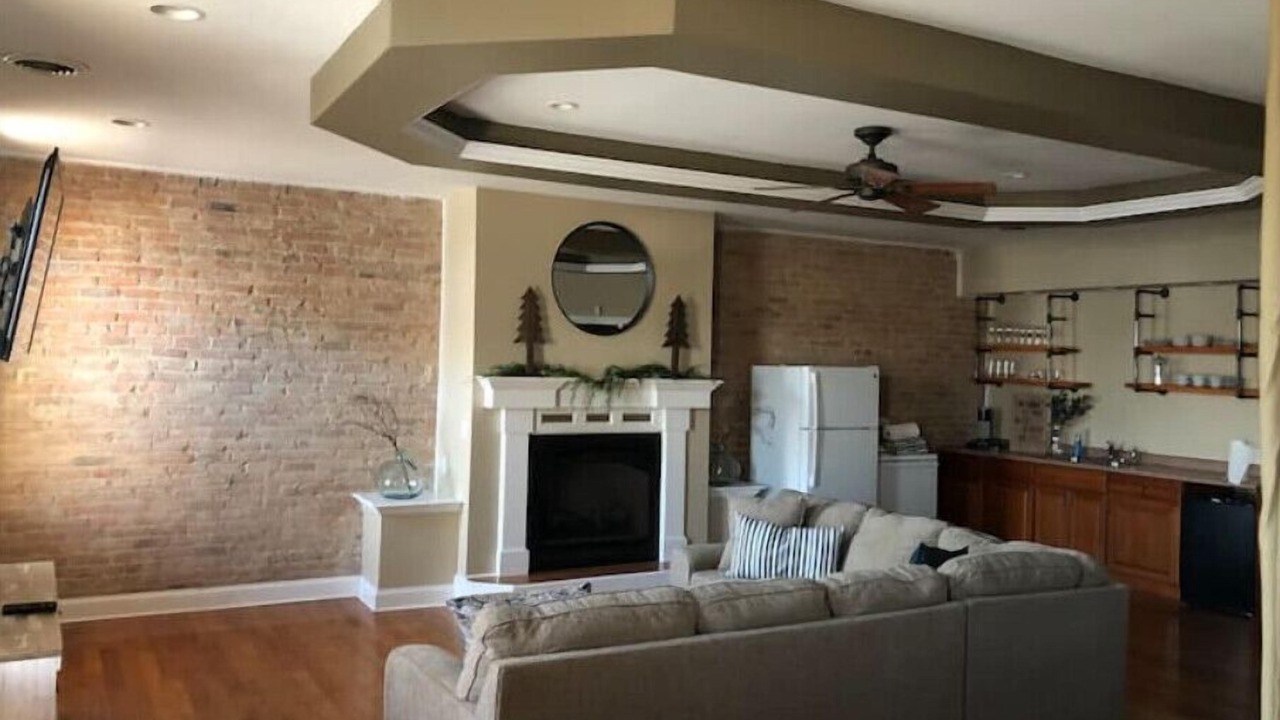 Photo of Livingroom in Utica