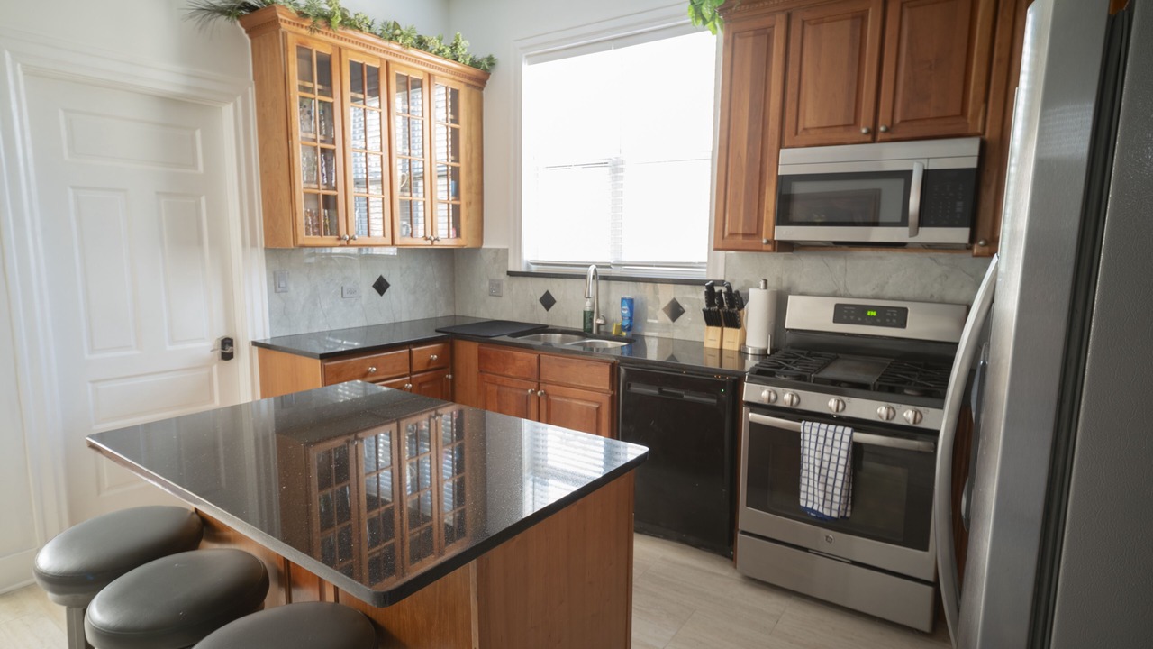 Photo of Kitchen in Lake View East