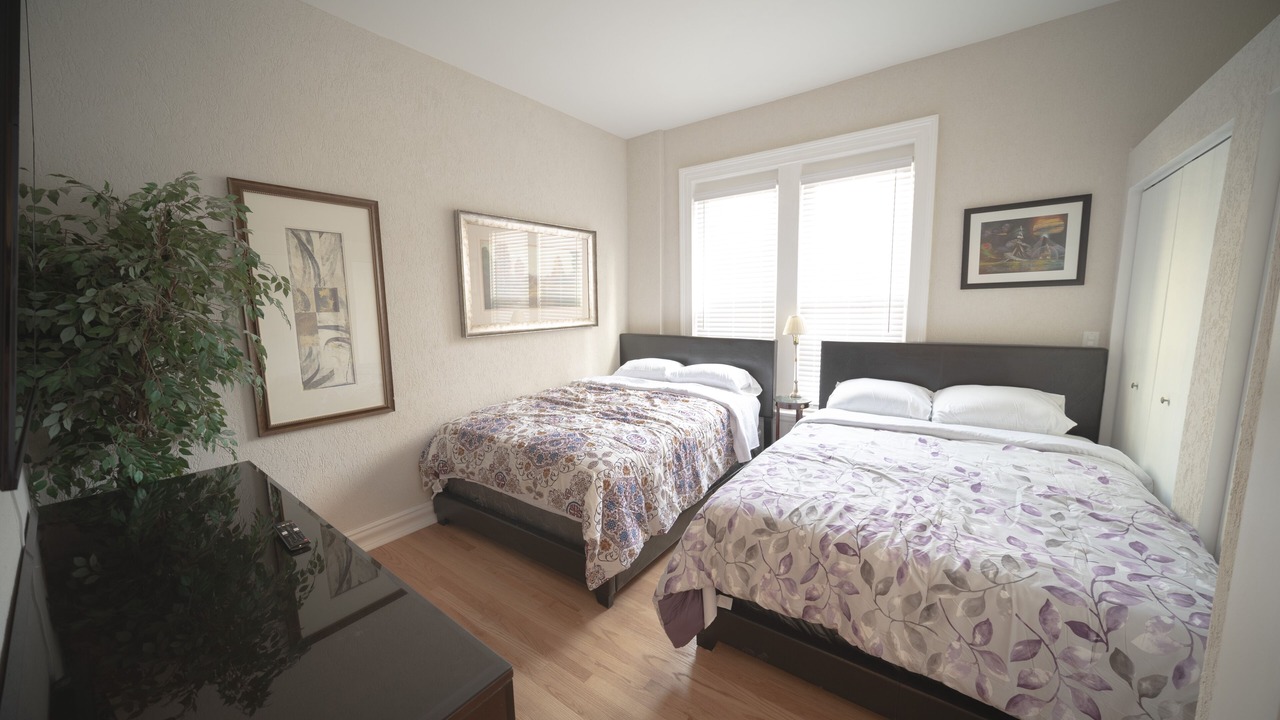 Photo of Bedroom in Lake View East