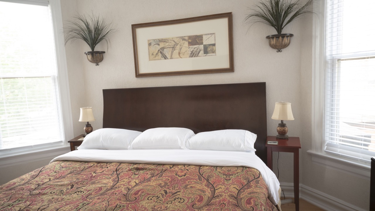 Photo of Bedroom in Lake View East