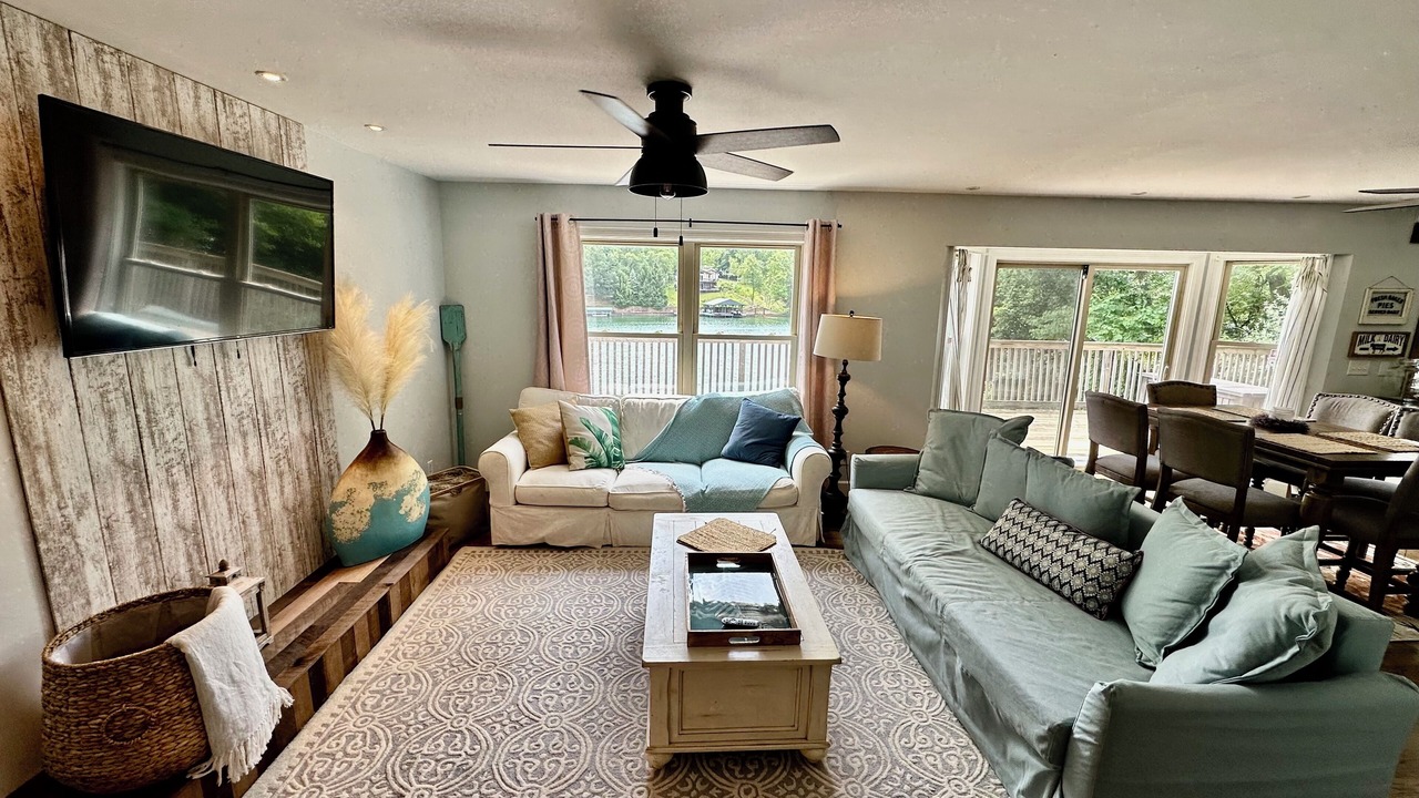 Photo of Livingroom in Putnam