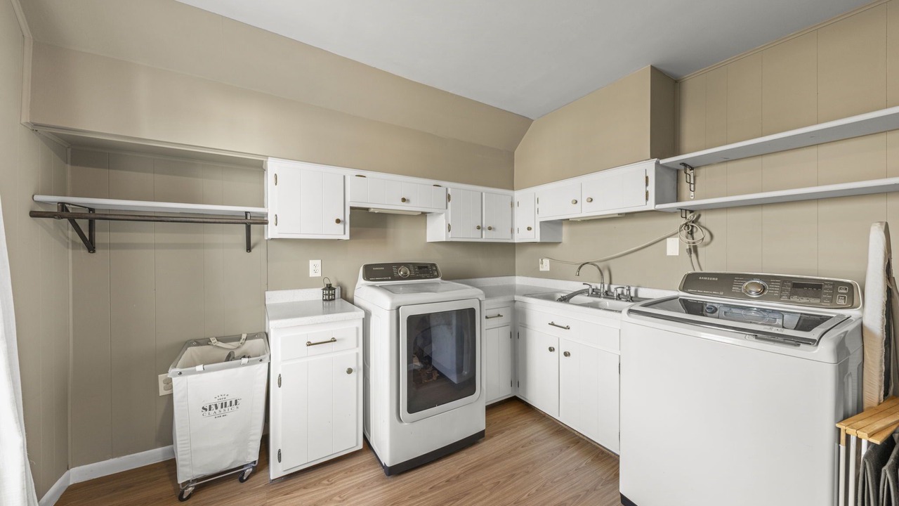 Photo of Bedroom in Fox Valley