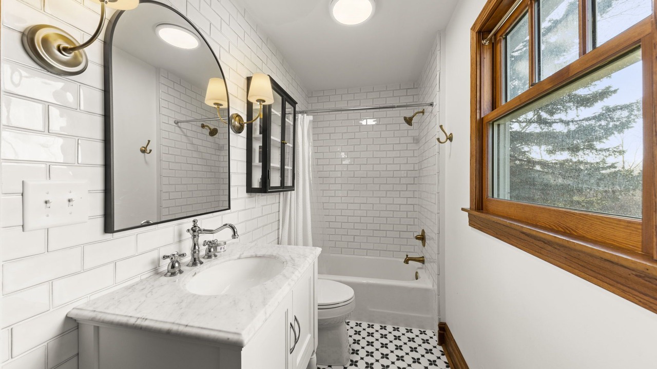 Photo of Bathroom in Fox Valley