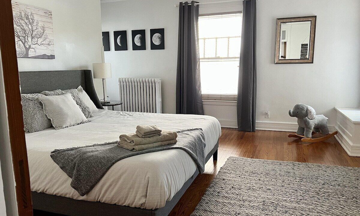 Photo of Bedroom in Oak Park