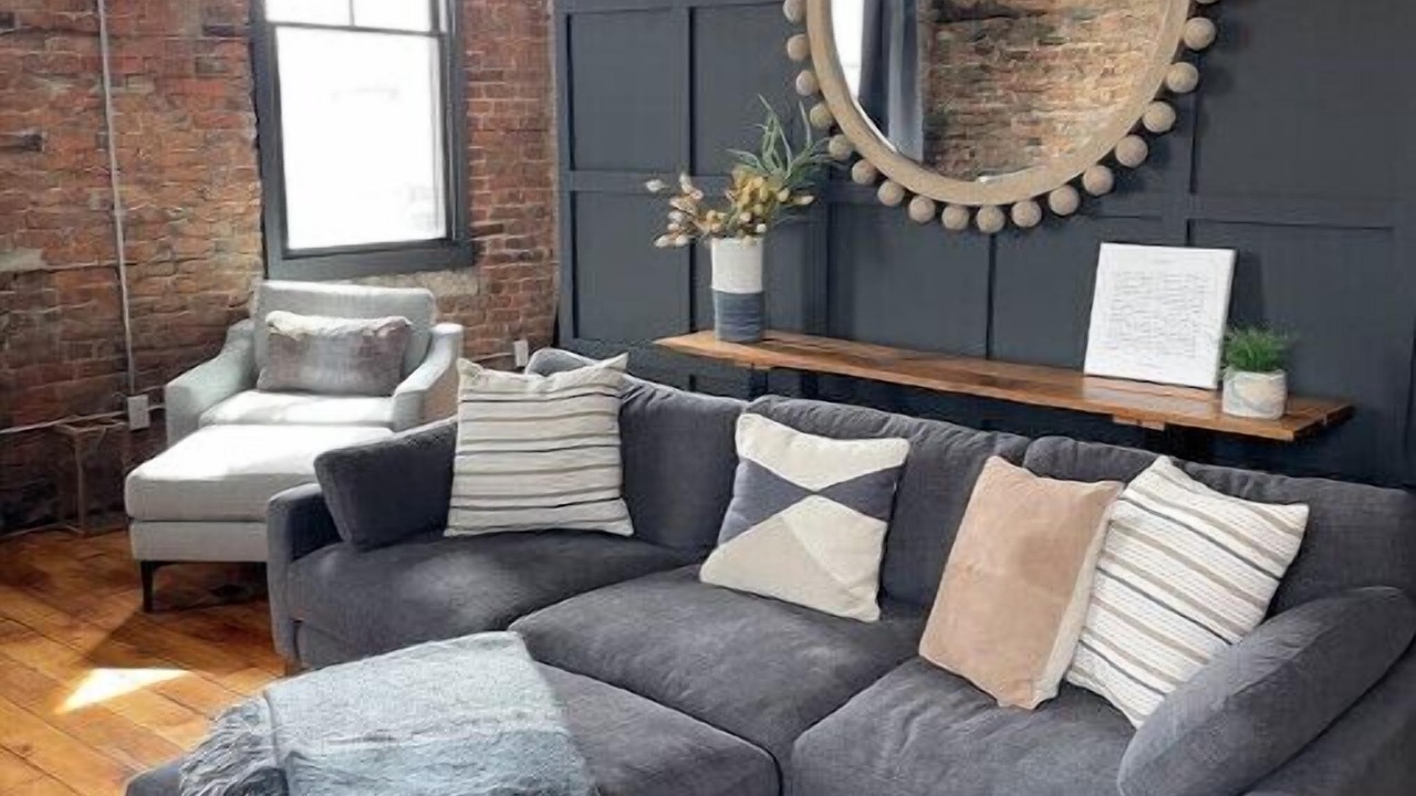 Photo of Livingroom in Utica