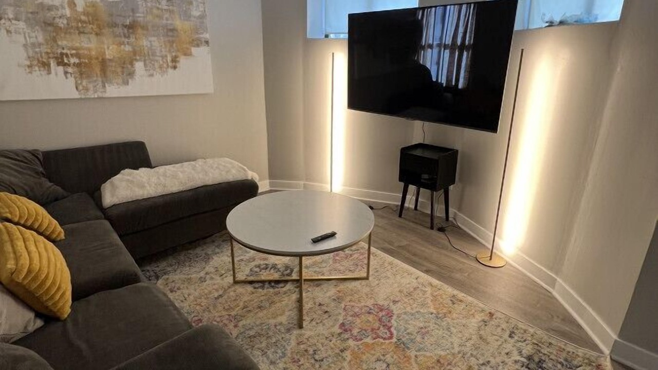 Photo of Livingroom in Bronzeville
