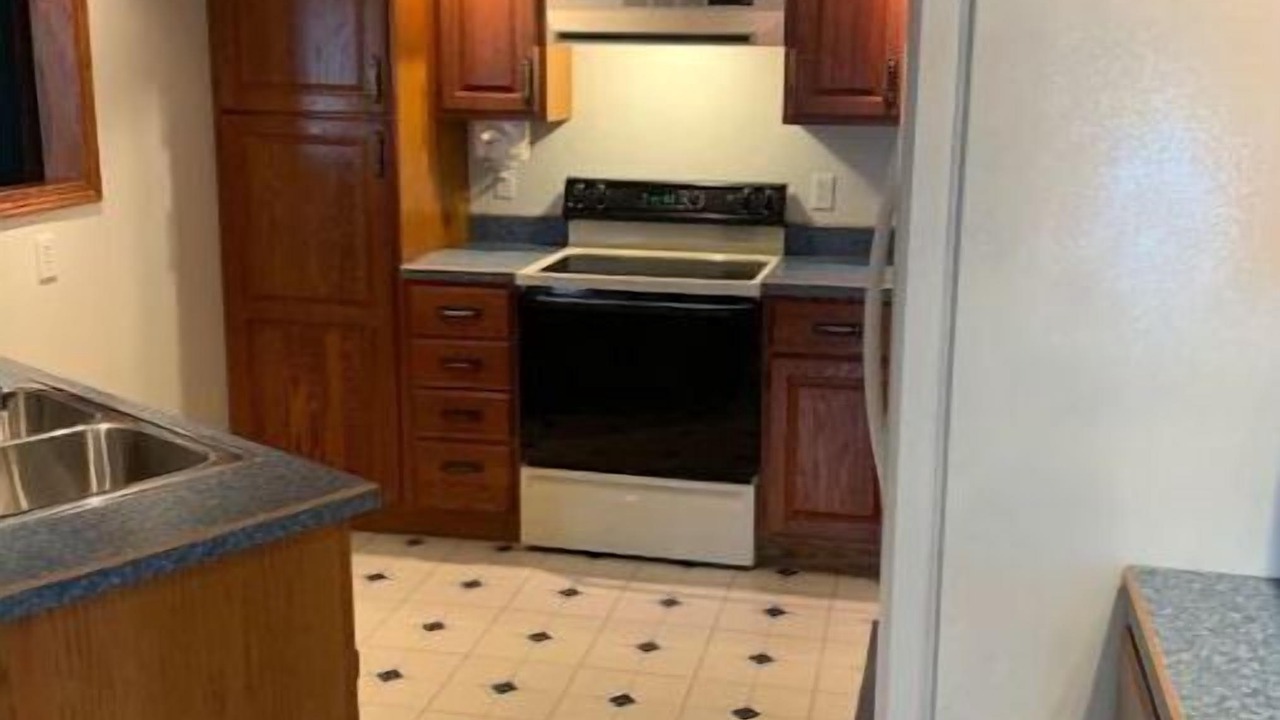 Photo of Kitchen in Goreville