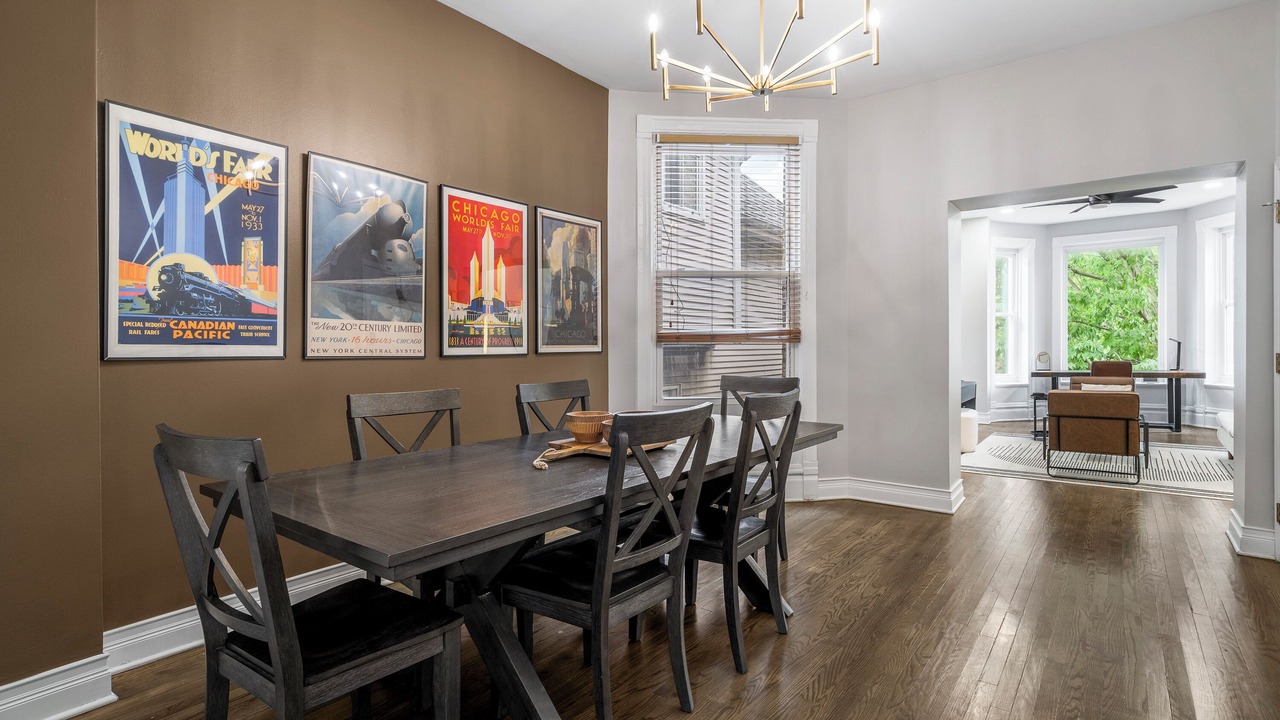 Photo of Bedroom in Lakeview