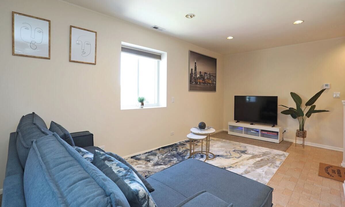 Photo of Livingroom in Arlington Heights
