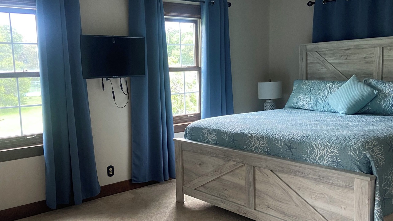 Photo of Bedroom in McHenry