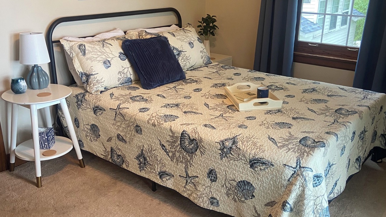Photo of Bedroom in McHenry
