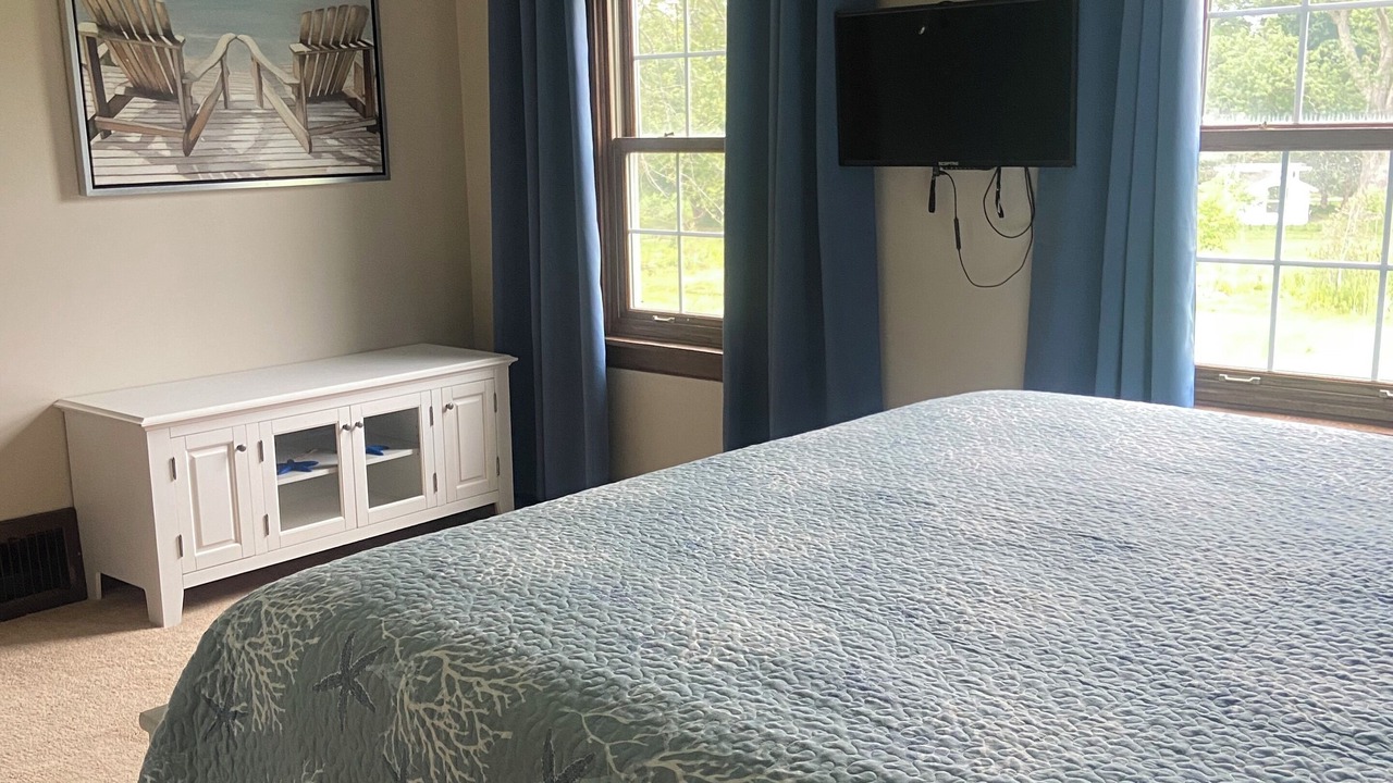 Photo of Bedroom in McHenry