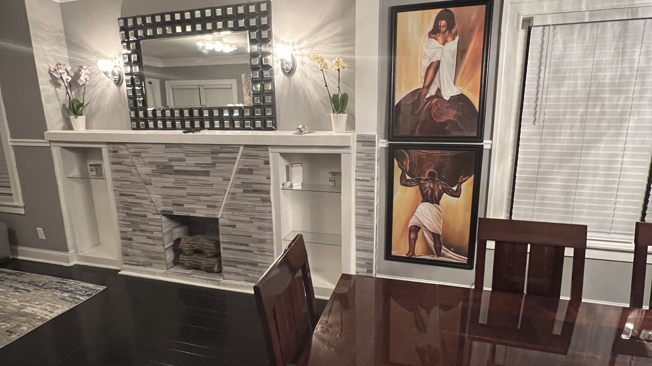 Photo of Livingroom in Greater Grand Crossing