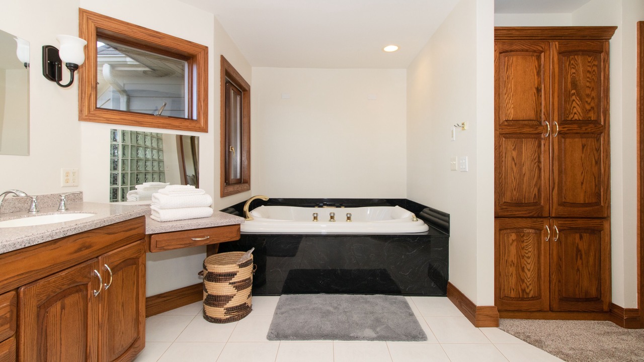 Photo of Bathroom in Lane
