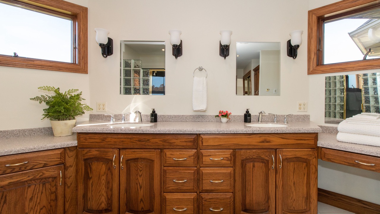Photo of Bathroom in Lane