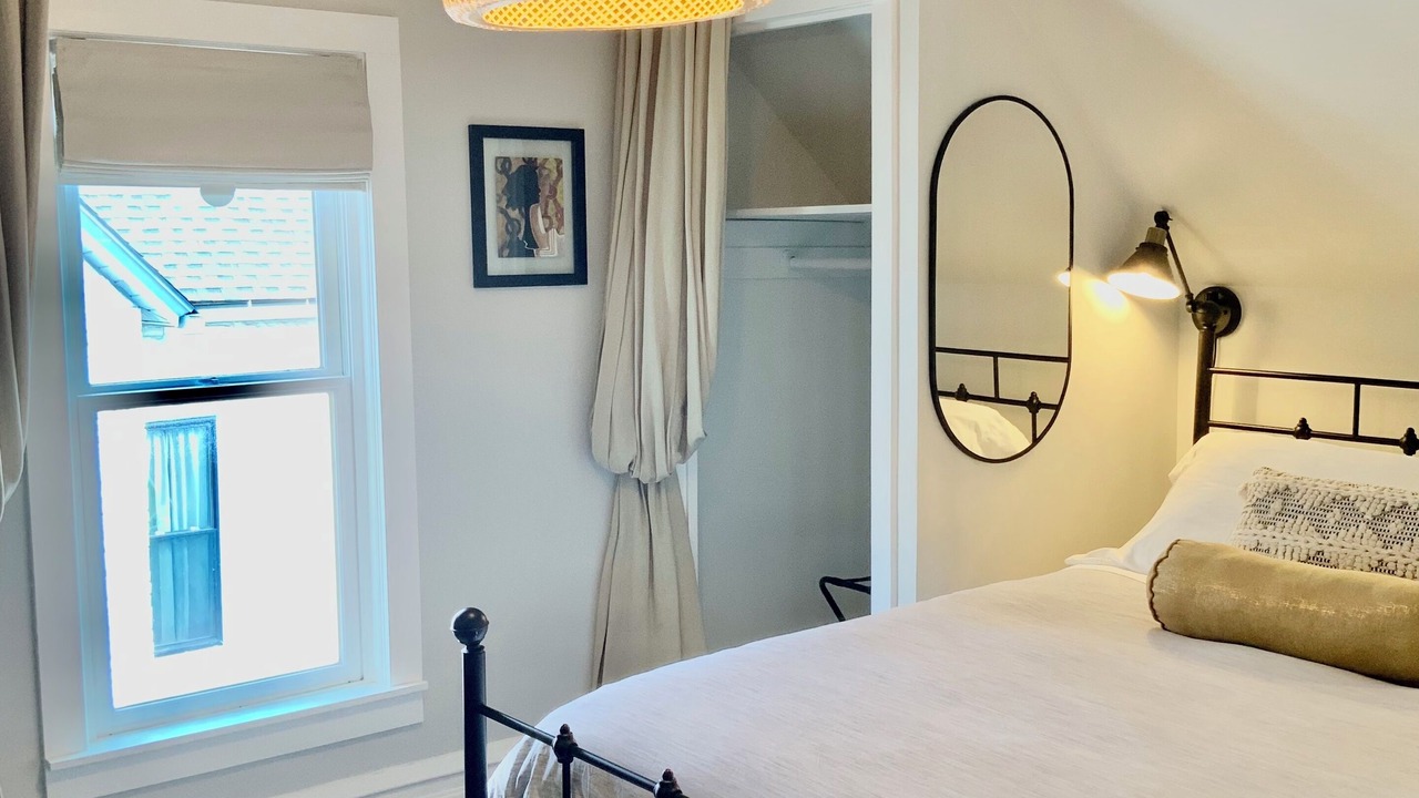 Photo of Bedroom in Oak Park