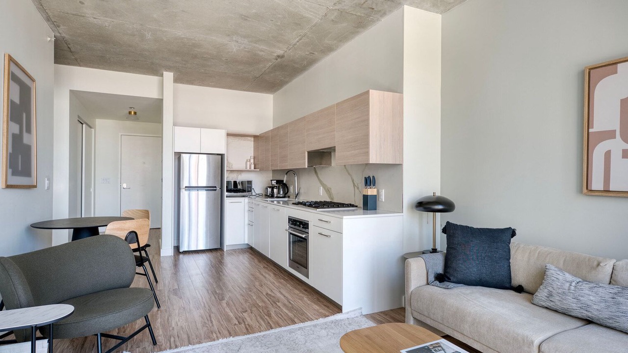 Photo of Livingroom in West Loop Gate