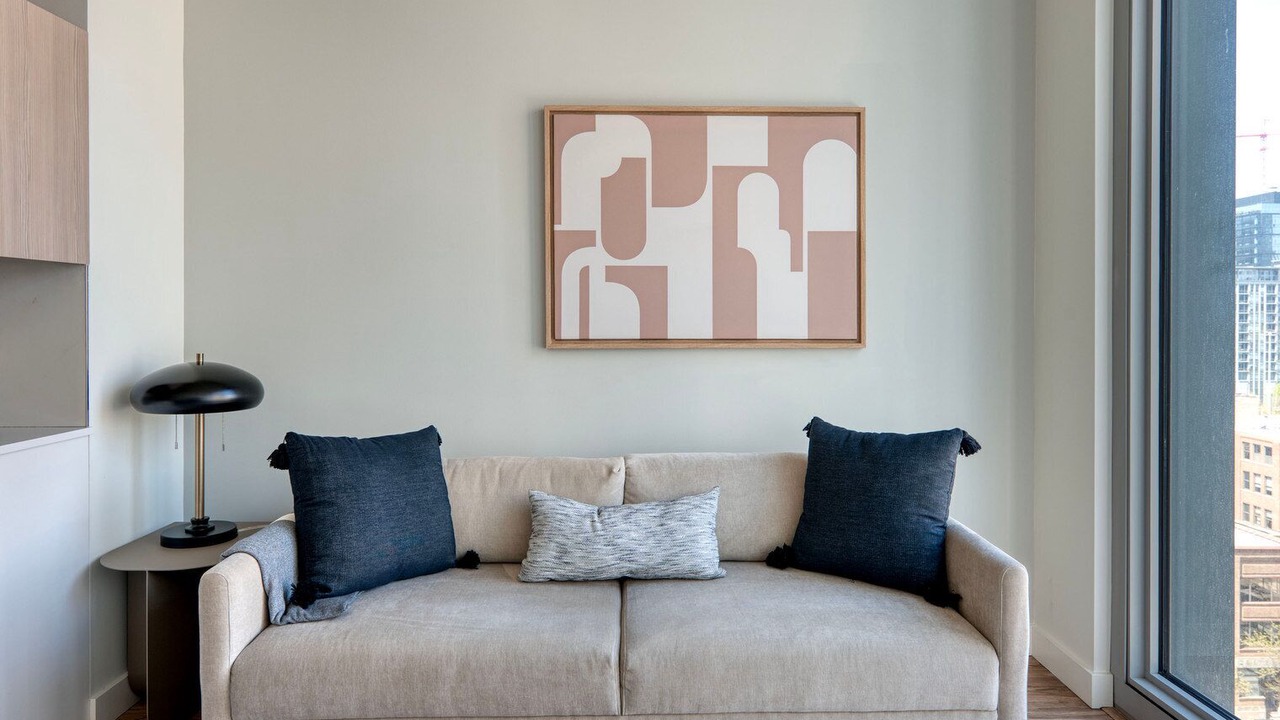 Photo of Livingroom in West Loop Gate