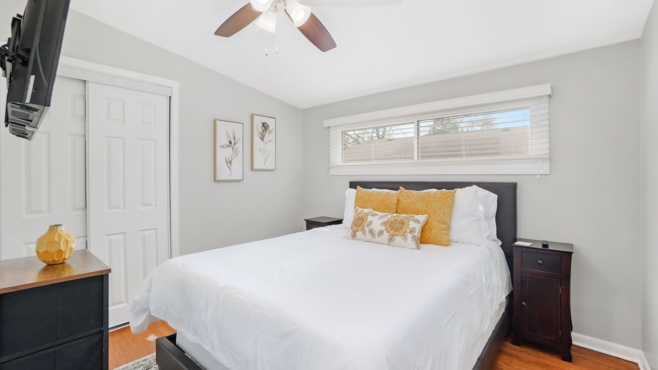Photo of Bedroom in Northbrook