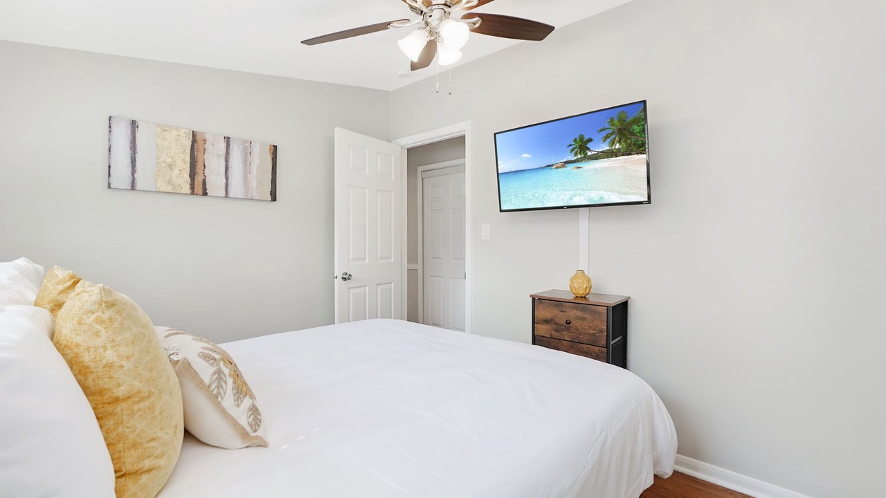 Photo of Bedroom in Northbrook