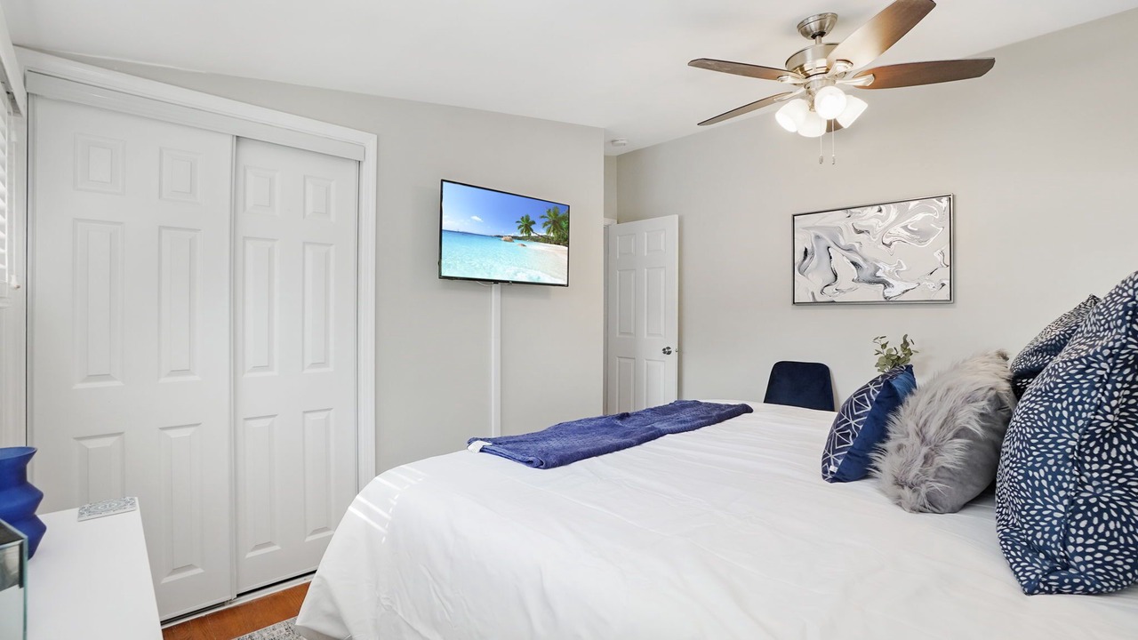 Photo of Bedroom in Northbrook