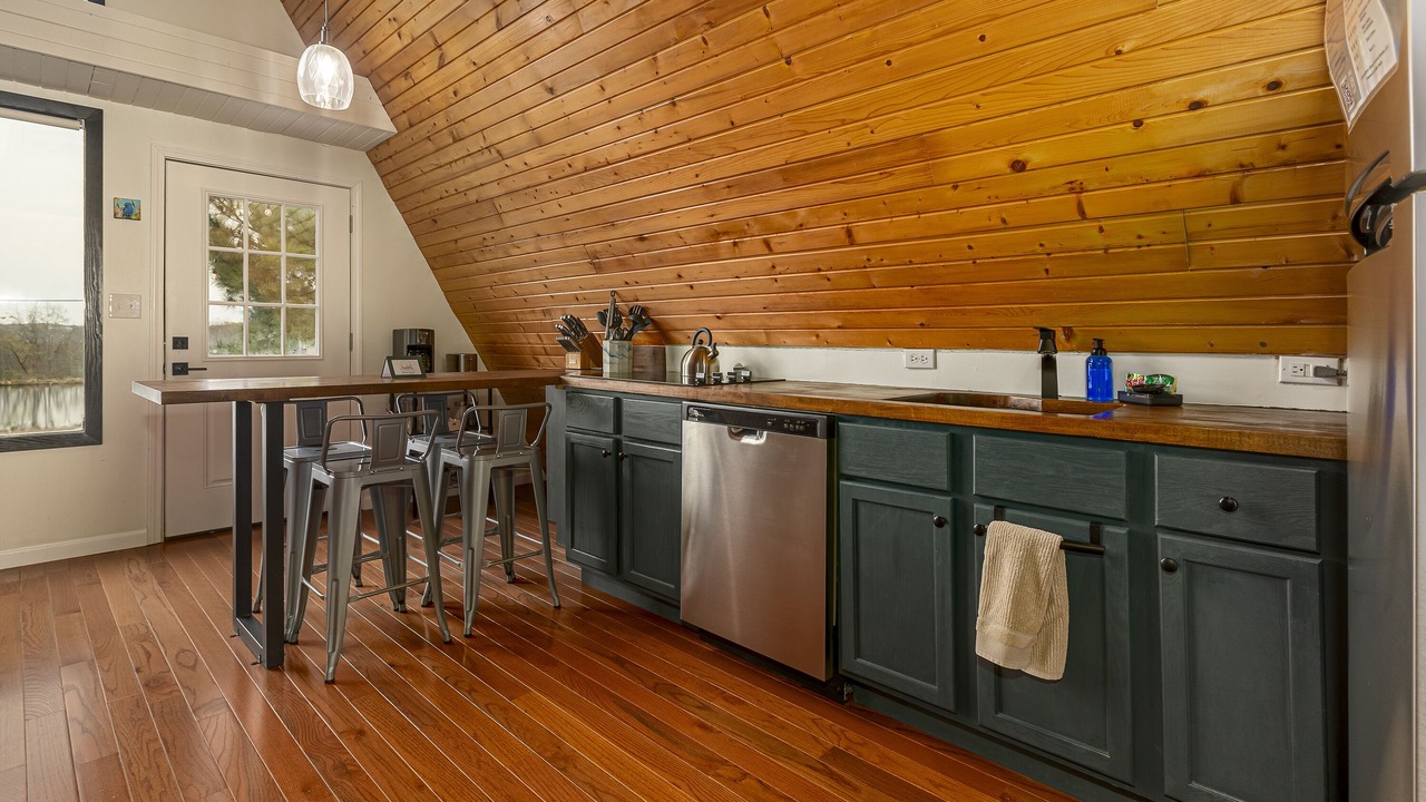 Photo of Kitchen in Makanda