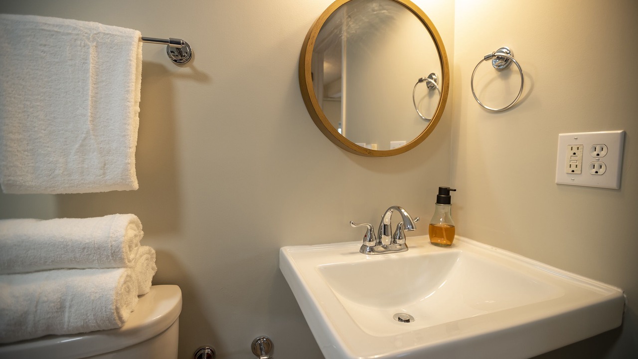 Photo of Bathroom in Carbondale