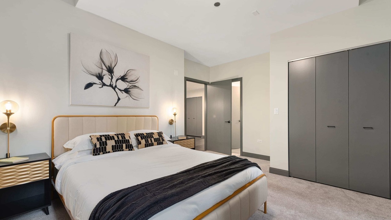 Photo of Bedroom in Downtown Chicago