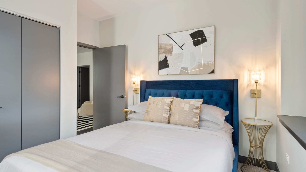 Photo of Bedroom in Downtown Chicago