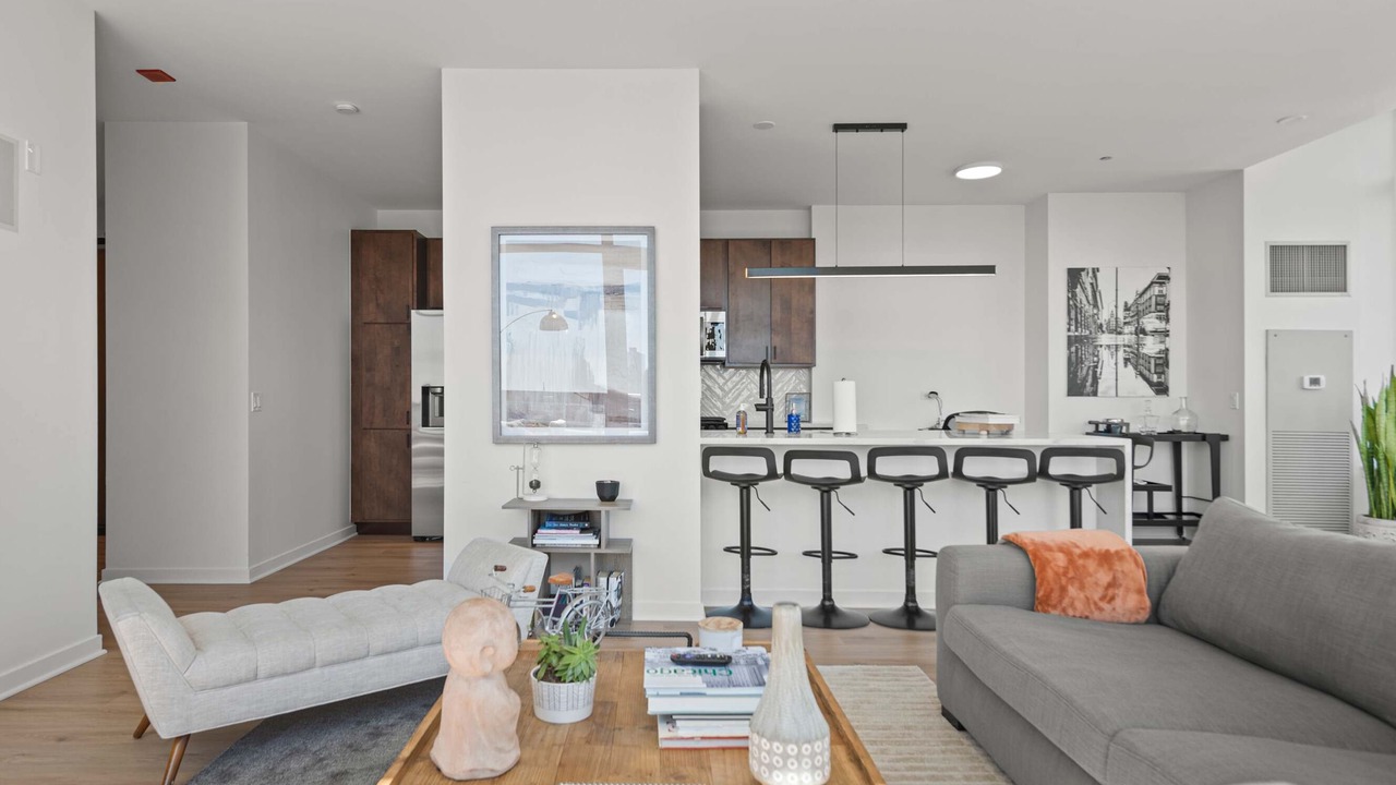 Photo of Livingroom in Downtown Chicago