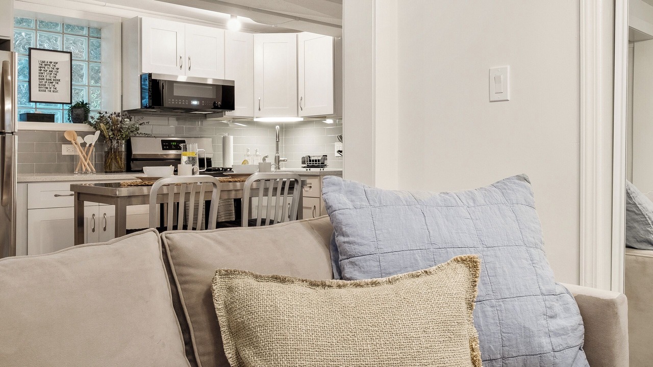Photo of Livingroom in West Ridge